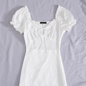 Cute white dress with bow